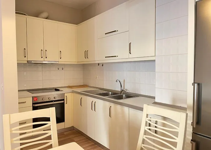 Serene At Delijorgji Apartament *